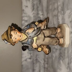 Vintage Friedel Baveria Germany Figure Boy Barefoot Holding Boots